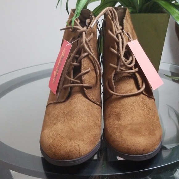 American Rag Womens Baylie Closed Toe Ankle Fashio - Picture 2 of 2